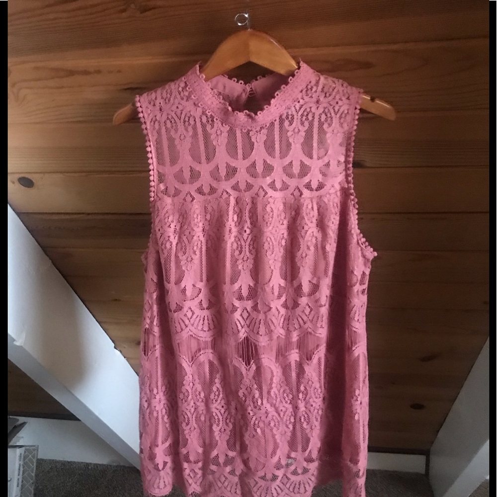 Lace high neck sleeveless blouse